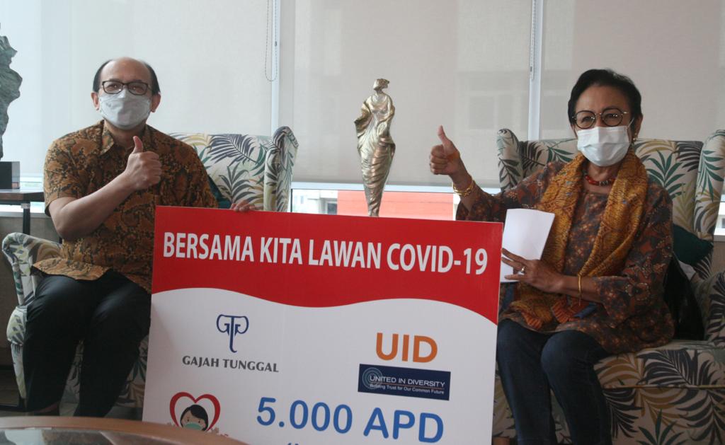 St. Carolus Jakarta, Menerima Donasi 5000 APD dari Yayasan UID