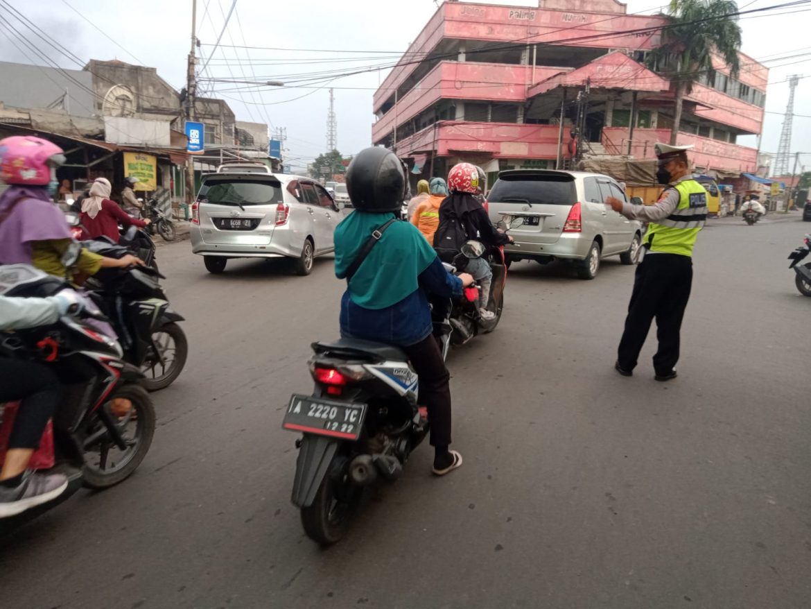 Polsek Pasarkemis Polresta Tangerang Antisipasi Kemacetan, Laka Lantas Dan Kriminalitas