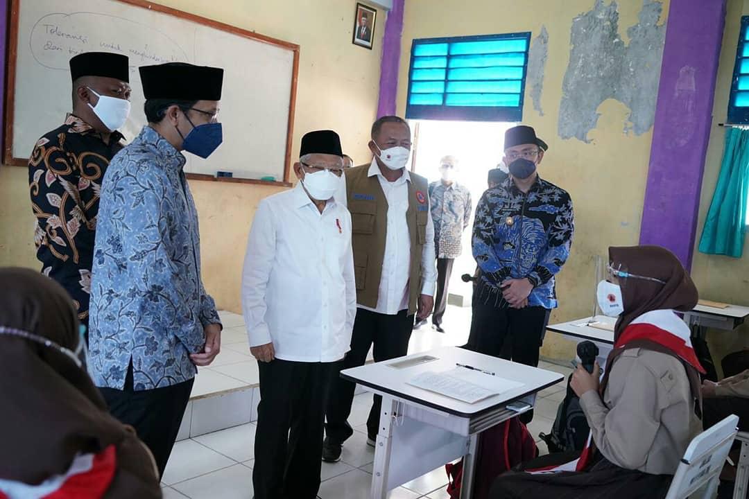 Lapor ke Wapres, Wagub Andika: Satu Pekan PTM di Banten Aman Tanpa Penularan