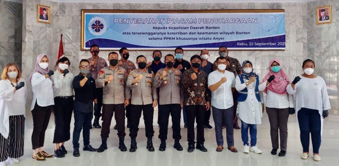 PHRI Kabupaten Serang Berikan Piagam Penghargaan Kepada Polres Cilegon