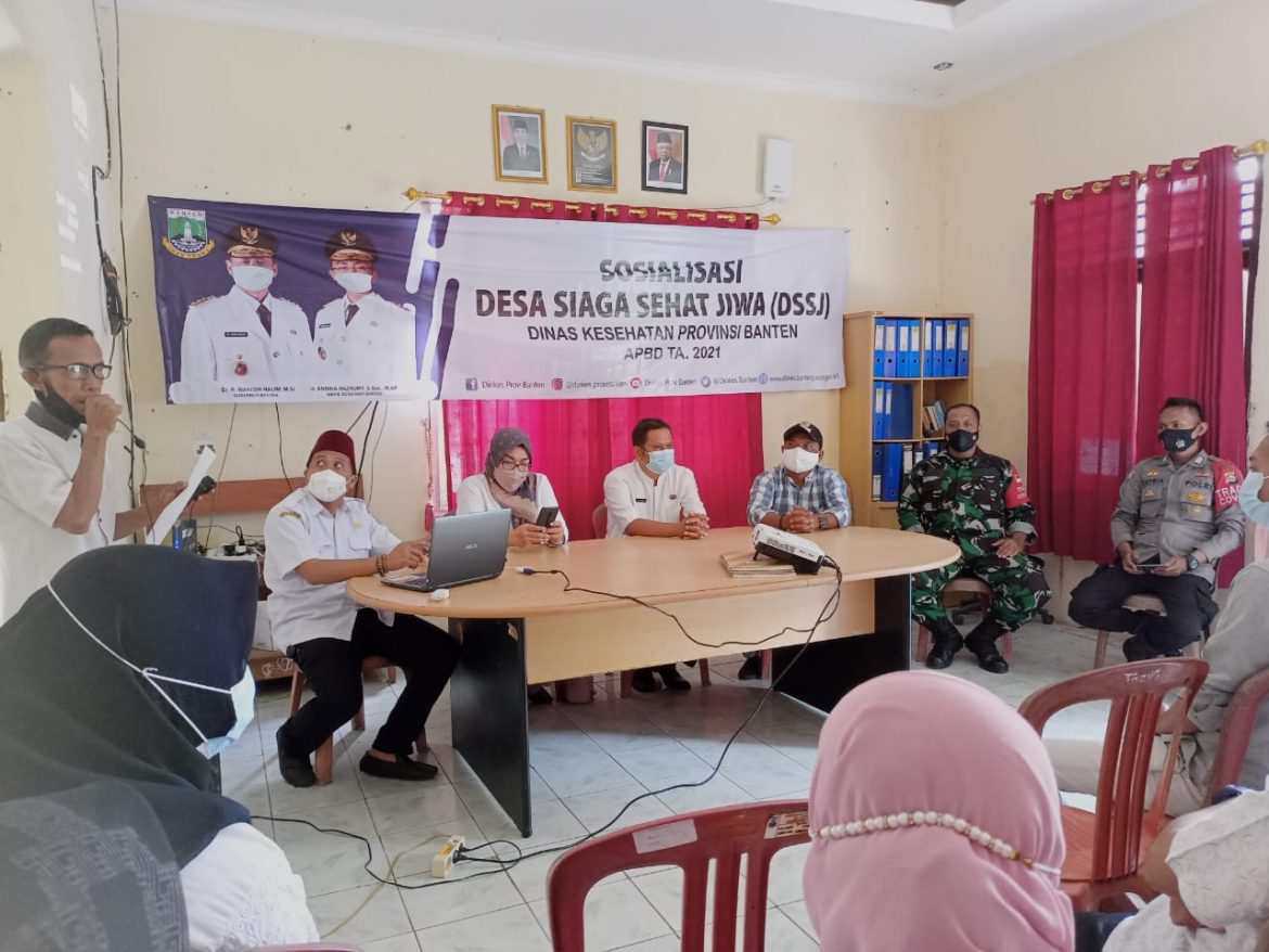 Sinergitas Bhabinkamtibmas Polsek Mancak bersama Babinsa Koramil Mancak, hadiri kegiatan sosialisasi dari Dinas Kesehatan Provinsi Banten