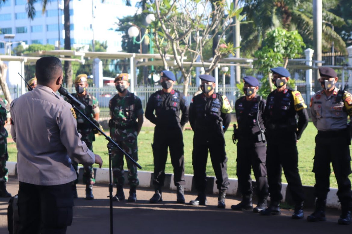 Personel Brimob Banten Ikuti Tactical Floor Game Antisipasi Reuni 212 di Jakarta