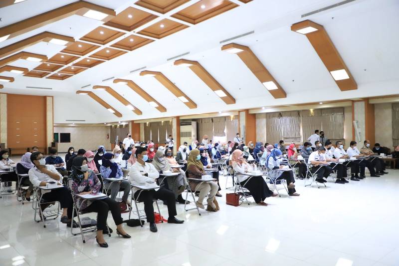 DPMPTSP Kota Tangerang  Gelar Sosialisasi Perizinan Apotek Melalui Aplikasi OSS RBA