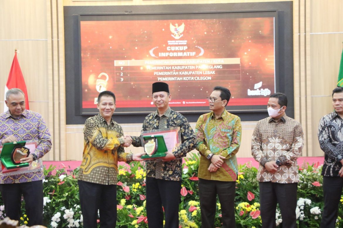 Pemkab Serang Raih Penganugerahan Badan Publik Informatif dari KI Banten