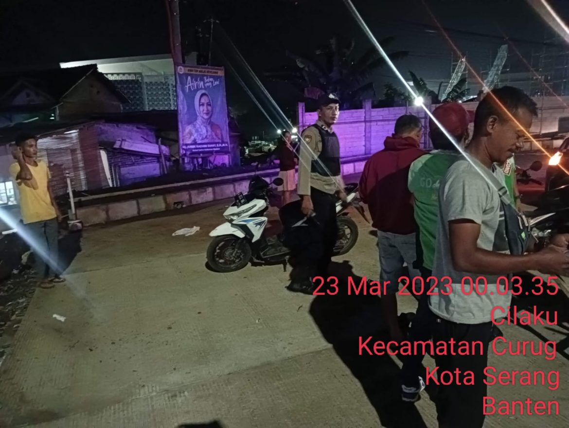 Antisipasi Balap liar dan Tawuran malam hari Personel Polsek Curug Polresta Serkot Gelar patroli