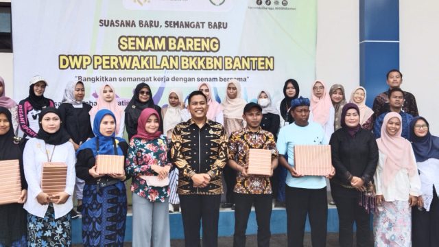 DWP BKKBN Banten Peringati Hari Kartini dengan Senam Sehat Bersama