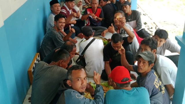 Perkuat Soliditas dan Semangat Tim, SPPG Yayasan Rakyat Banten Bergizi Gelar Bacakan dan Doa Bersama