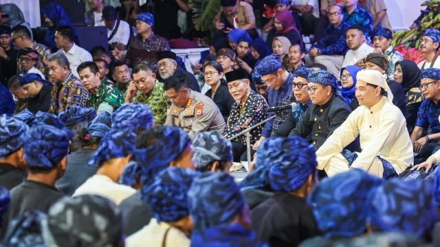 Gubernur Andra Soni Terima Amanat Pelestarian Alam dari Warga Adat Baduy di Seba 2026