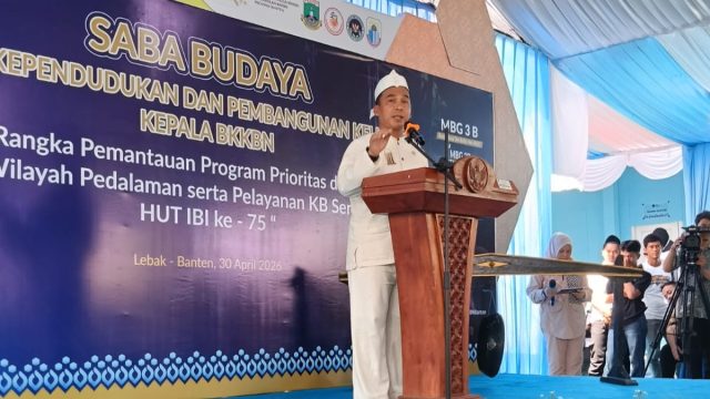 Kemendukbangga Salurkan Bantuan GENTING untuk 50 Keluarga Berisiko Stunting di Baduy Dalam
