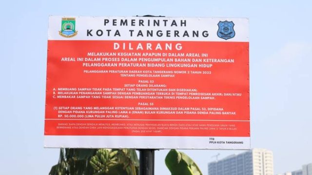 DLH Kota Tangerang Segel Tempat Pengelolaan Sampah  Liar di Kecamatan Pinang