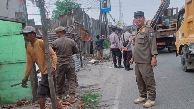 Ditenggat Waktu 4 Hari, Satpol PP Bakal Bongkar Sisa Bangunan Liar di Kibin