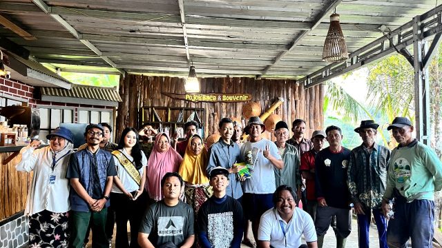Petani Gunung Karang Resah Harga Sayuran Rendah
