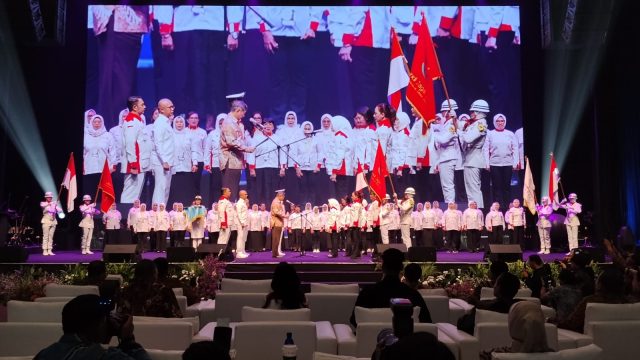 Hashim Djojohadikusumo Lantik Pengurus Srikandi Jaga Desa se-Indonesia, ABPEDNAS dan SMSI Kerja Sama Dukung Program Jaga Desa