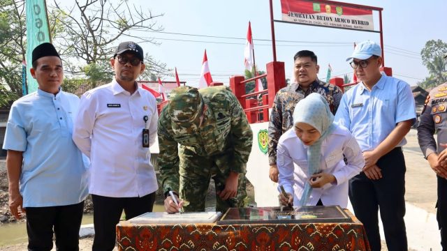 Dandim dan Bupati Serang  Resmikan Jembatan Beton Armco Hybrid, Permudah Akses Warga Kibin