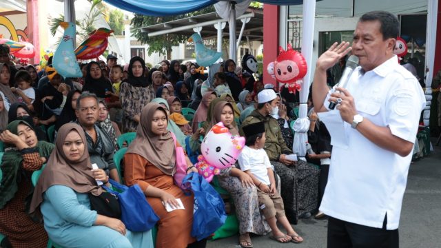 Pengendalian Inflasi, Bupati Tangerang Buka Warteksi Gemilang Jual Sembako di Bawah Harga Pasar