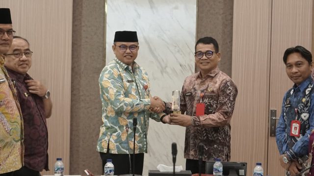 Sukses Tata Kabel Udara Rp. 0 APBD, Pemkot Banjarbaru Tertarik Pelajari Strategi