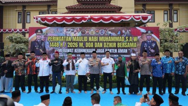 Wabup Najib Hamas Ajak Rawat Kebinekaan saat Peringatan Maulid Nabi di Polres Serang