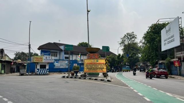Resmi Dimulai, DPUPR Kota Tangerang Lakukan Perbaikan Fisik Jalan Raya M Toha Karawaci