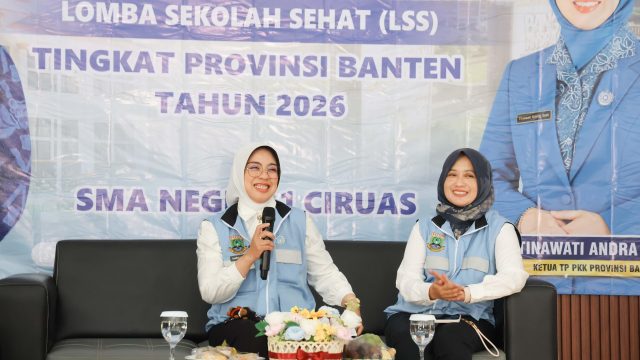 Tinawati Tinjau Lomba Sekolah Sehat di SMAN 1 Ciruas: Sekolah Sehat Kunci Generasi Emas