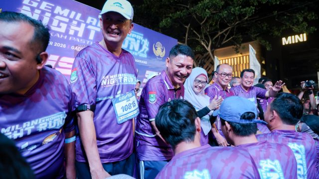 Sekda Banten Ajak ASN Hidup Sehat dan Peduli Sesama Lewat Gemilang Korpri Night Run 2026