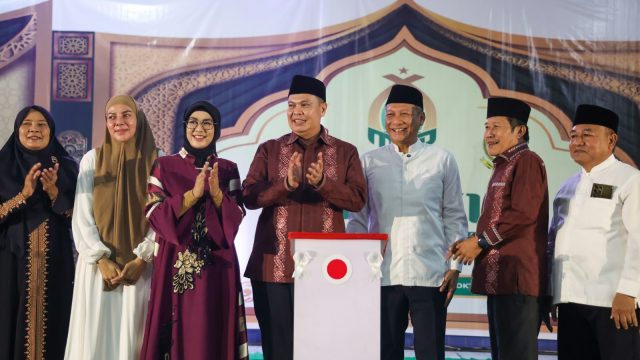 Buka MTQ Tingkat Kota Serang, Sekda Banten Deden Apriandhi Dorong Lahirnya Generasi Qur’ani Berprestasi Internasional